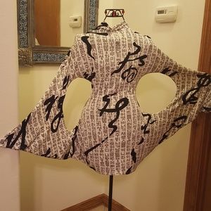 Monogram Chinese letter Longsleeves Bluose